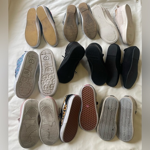 Toddler girl shoe lot size 9T and 10T - Picture 5 of 5